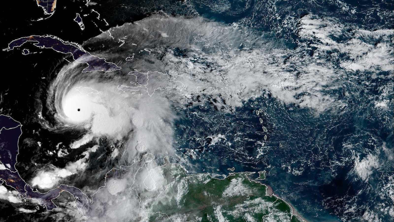 hurricane-melissa-satellite-ht-jef-251027_1761567206714_hpMain_16x9.jpg