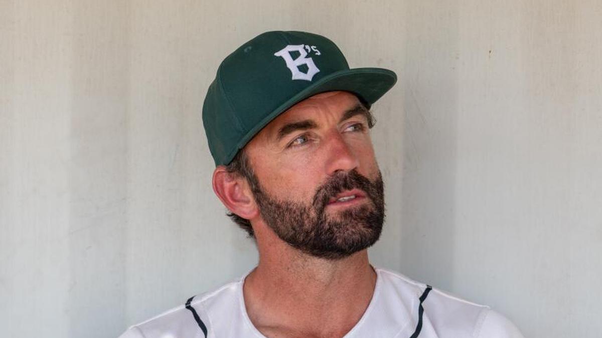El destacado jugador de cricket de Inglaterra, Liam Plunkett, está probando el béisbol para el equipo de ligas menores Oakland.