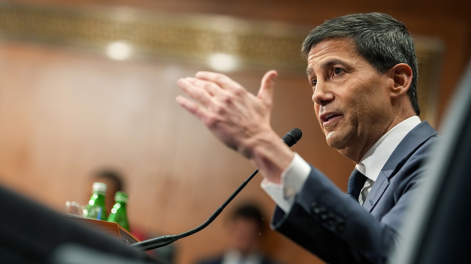 kevin-warsh-gty-jef-260512_1778597118951_hpMain_16x9.jpg