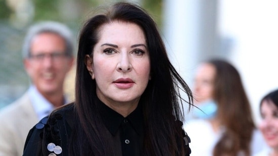 ¿Quién es Marina Abramović? Los archivos de Epstein mencionan a un artista acusado de satanismo, lo que provoca una reacción violenta; ‘todo lo que es malo y oscuro’