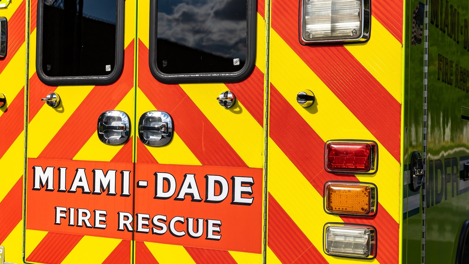 miami-dade-fire-rescue-vehicle-gty-jt-250524_1748112339654_hpMain_16x9.jpg