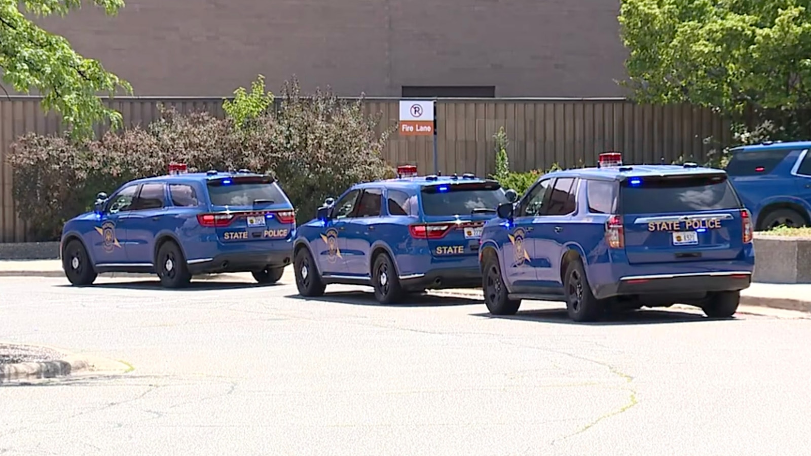 Dos muertos y un herido tras tiroteo en centro comercial de Dearborn, Michigan