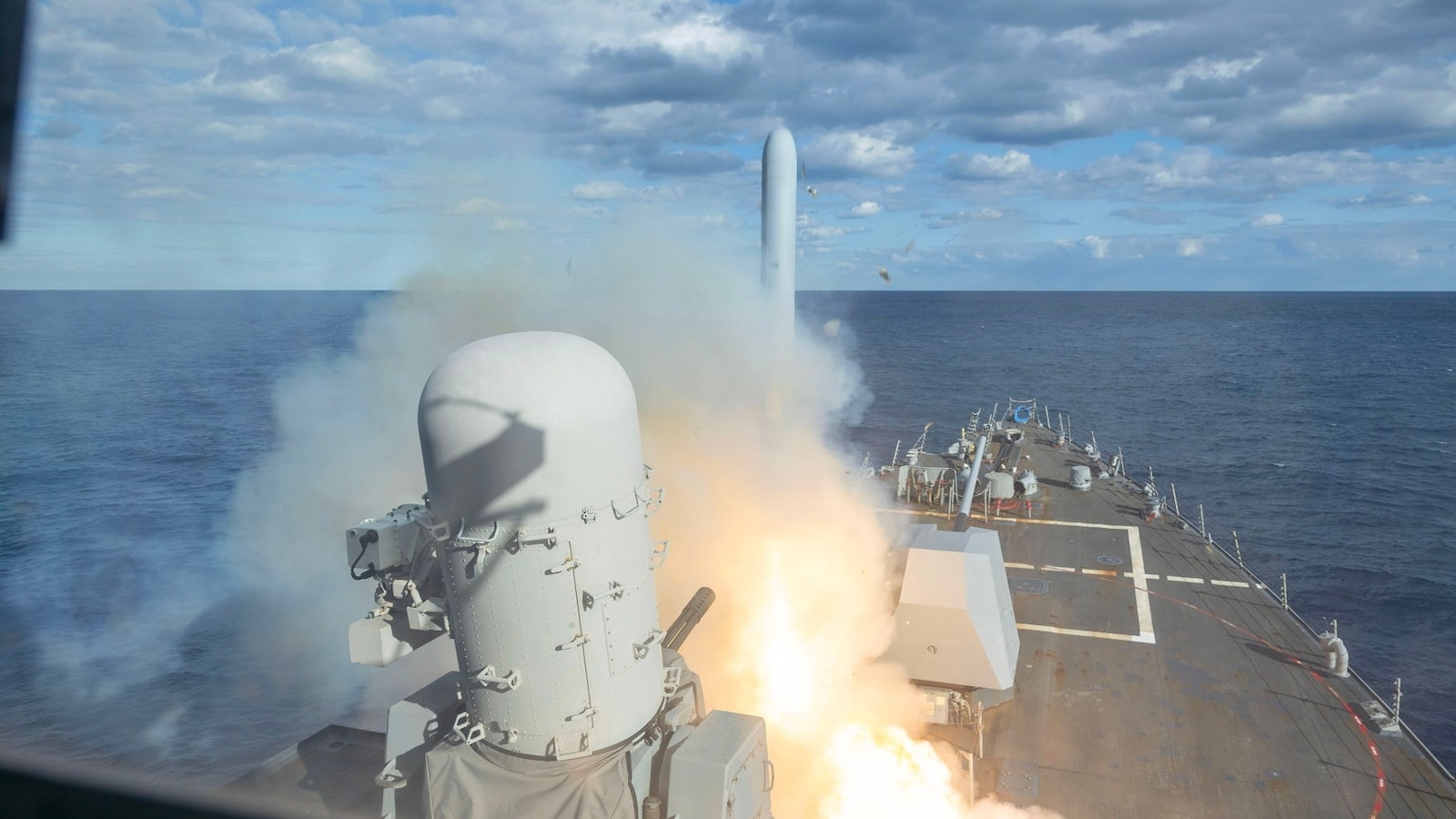 Trump dice que el nuevo llamado a un cambio de régimen en Irán está justificado por “amenazas inminentes” a EE.UU.