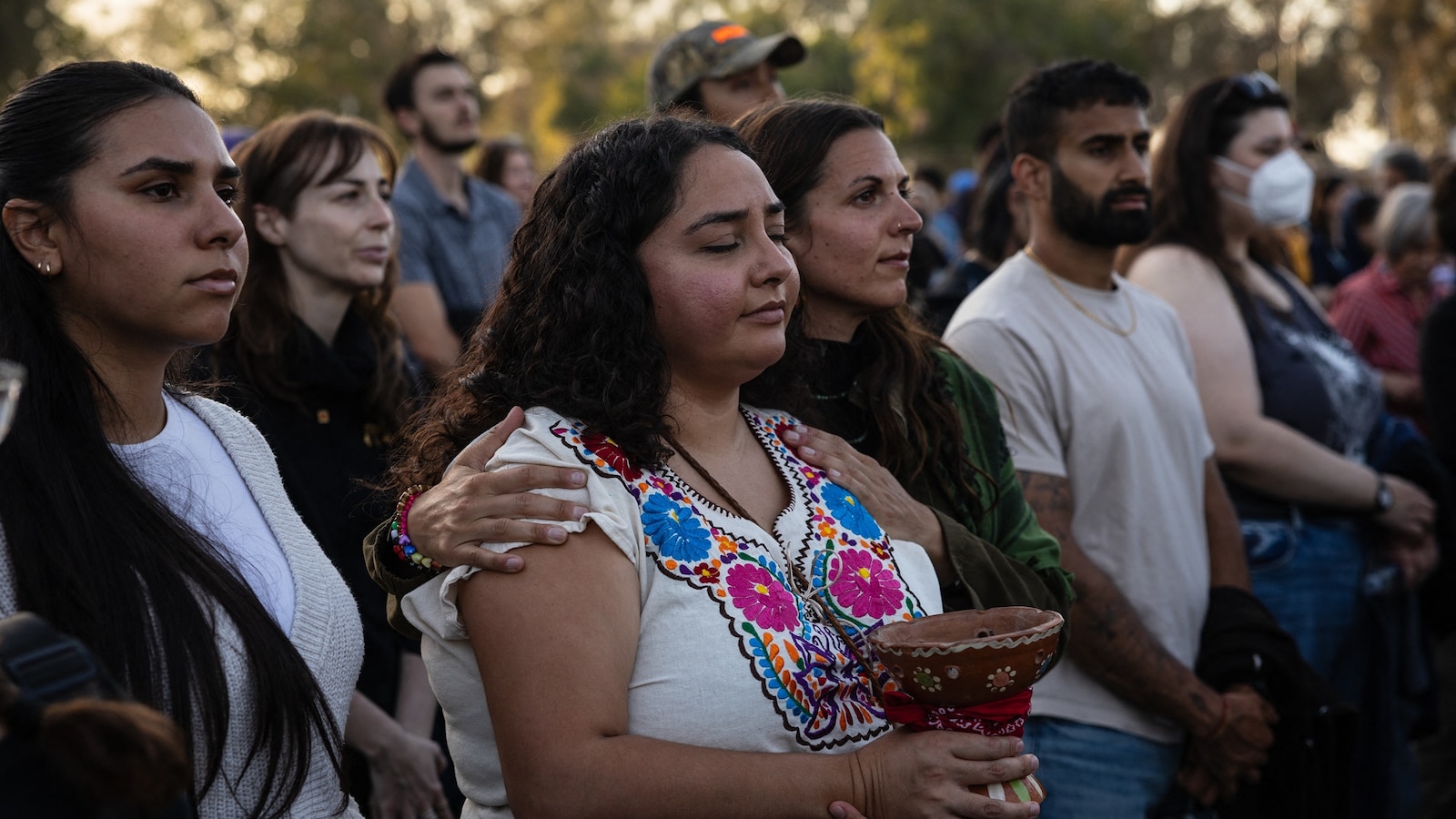 La familia del sospechoso del tiroteo en la mezquita de San Diego dice “lamentar profundamente el dolor y la devastación”
