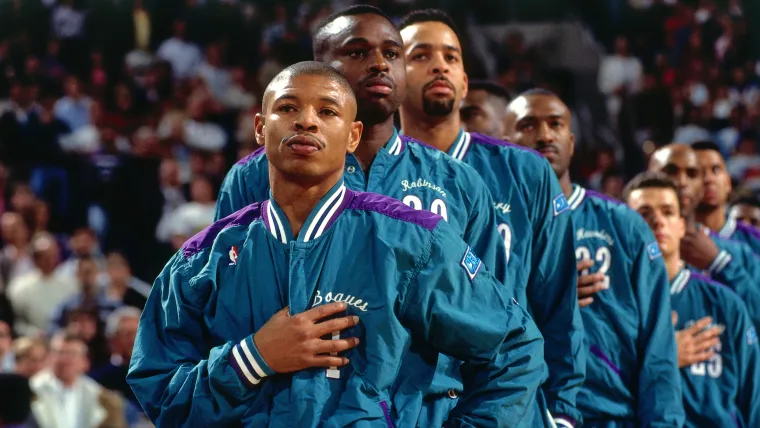 Los Hornets dieron un acto de fe por parte de la leyenda de la franquicia