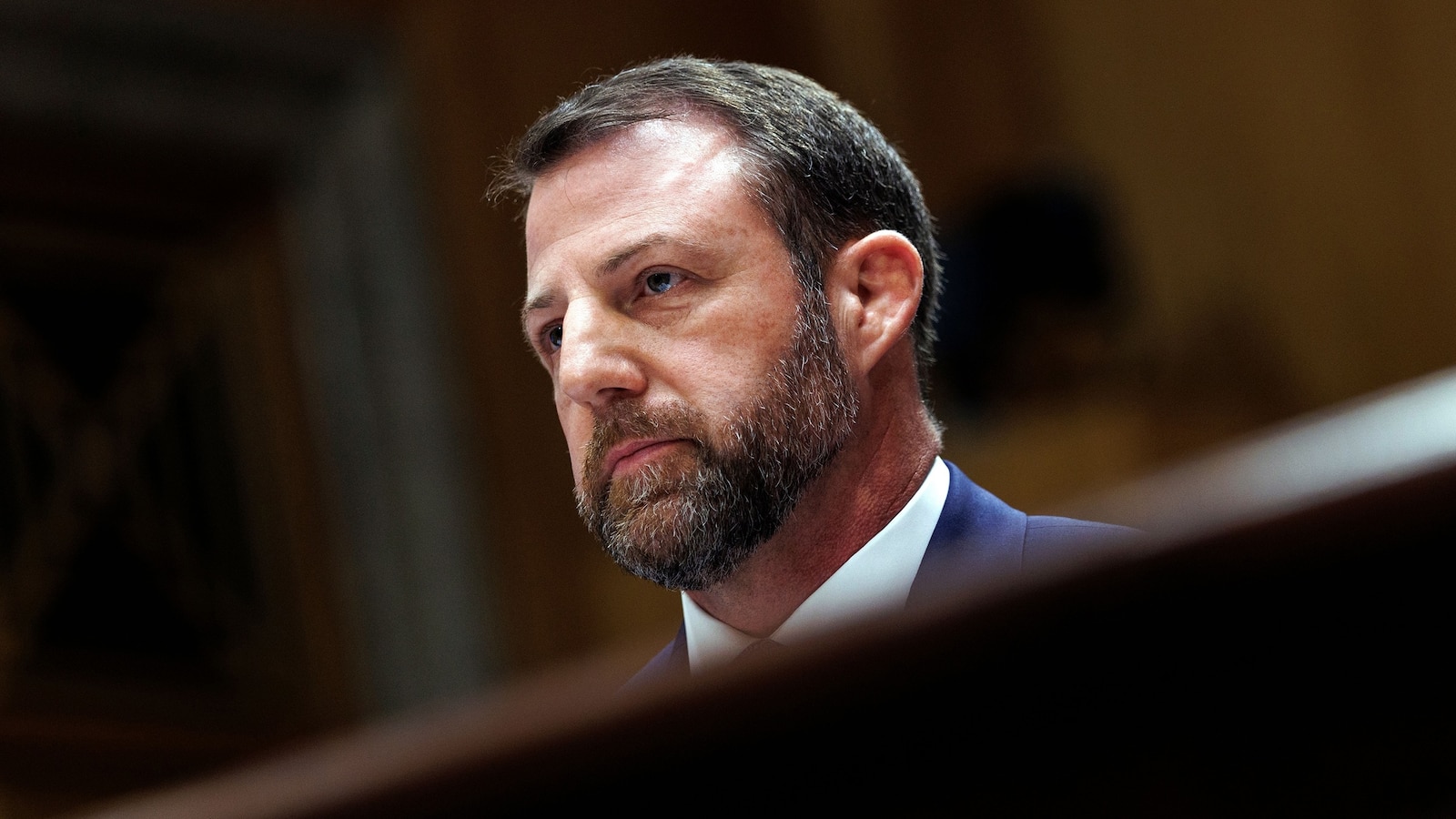 El Senado confirma al senador Markwayne Mullin como secretario del DHS