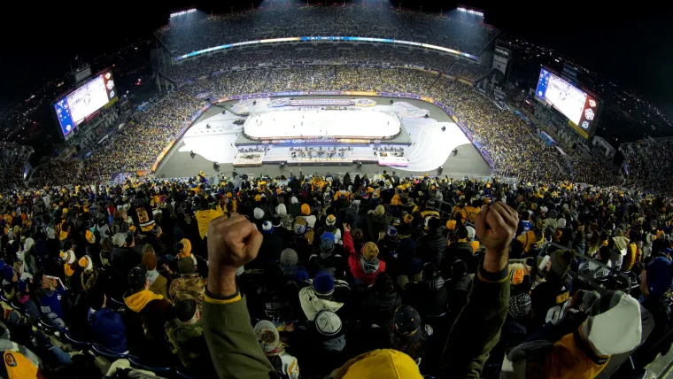 ¿En qué canal está Lightning vs. Bruins hoy? Transmisión en vivo, hora y programación de TV para ver el juego de la NHL Stadium Series 2026