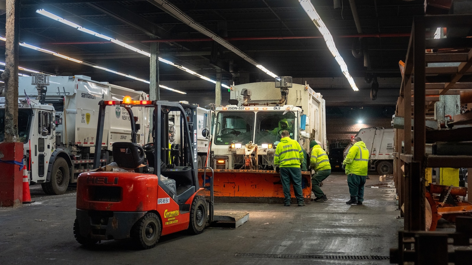Nueva York bajo advertencia de tormenta de nieve, ya que se espera una tormenta nororiental potencialmente histórica en el noreste