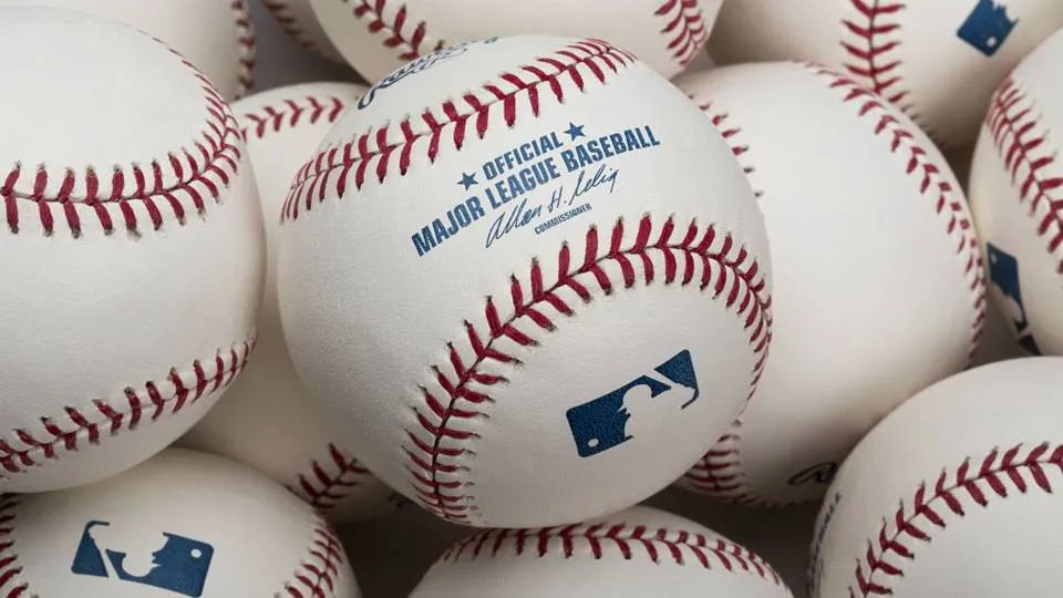 official-mlb-baseballs_z6qt269o7tym1r8y7kogcq0yy.jpg.webp.webp