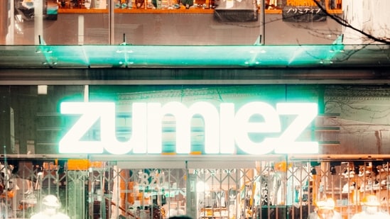 Cierres de tiendas Zumiez: por qué el minorista cerrará 25 tiendas en 2026