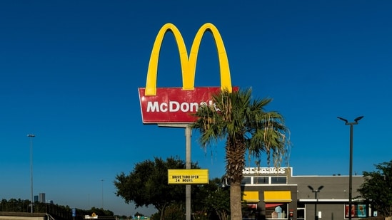 ¿McDonald’s estará abierto en el Día de los Caídos en 2026? Cómo consultar horas