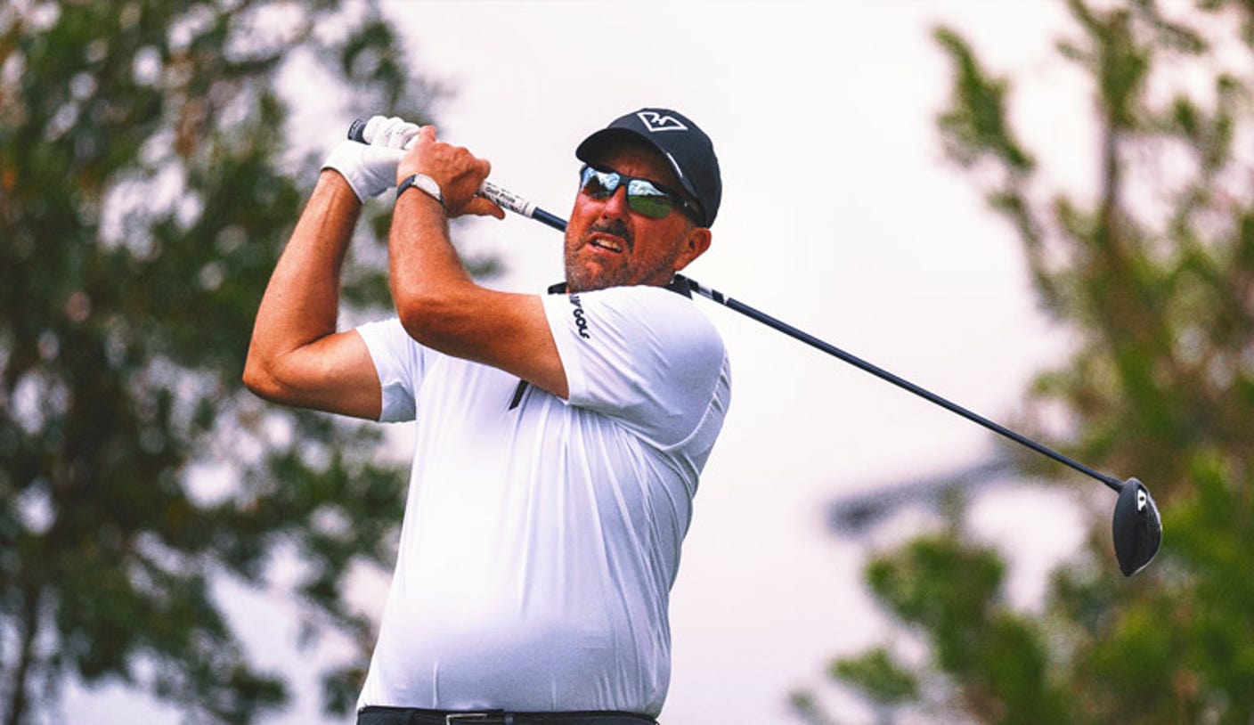 Phil Mickelson se retira del Masters por problema de salud familiar