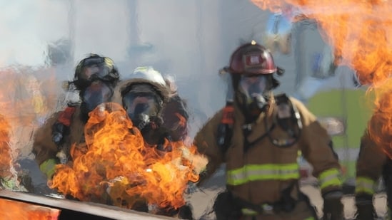 Incendio Mission Valley Friars: Incendio reportado en el vecindario de San Diego; Primeros detalles a medida que surgen fotos aterradoras.