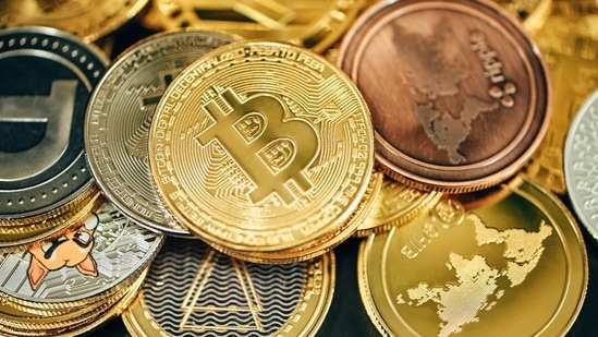 “¿Por qué las criptomonedas se desplomaron hoy? Los inversores X cuestionan la caída del mercado en medio de las tensiones entre Estados Unidos e Irán