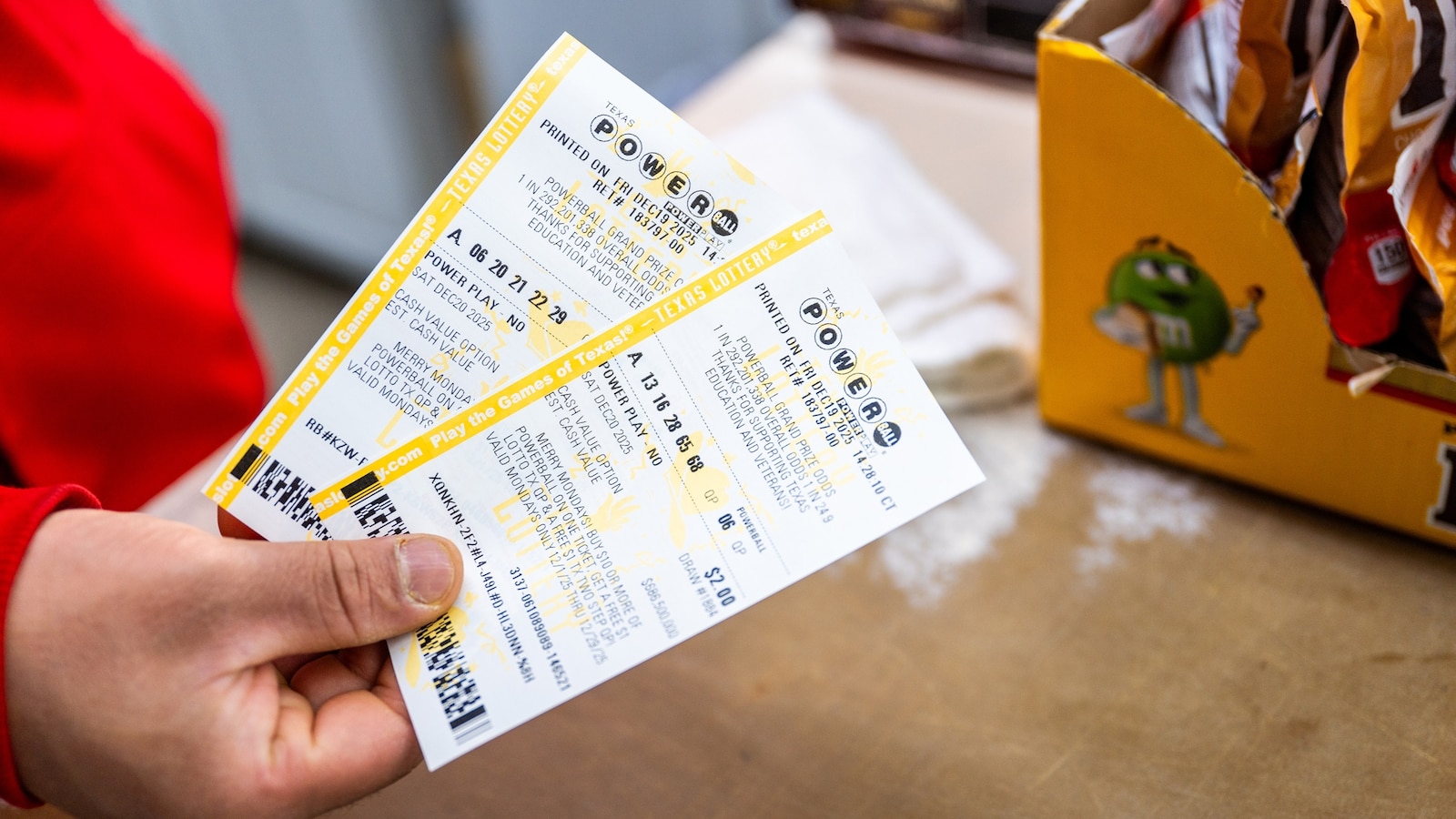 powerball-gty-jef-251222_1766422317985_hpMain_16x9.jpg
