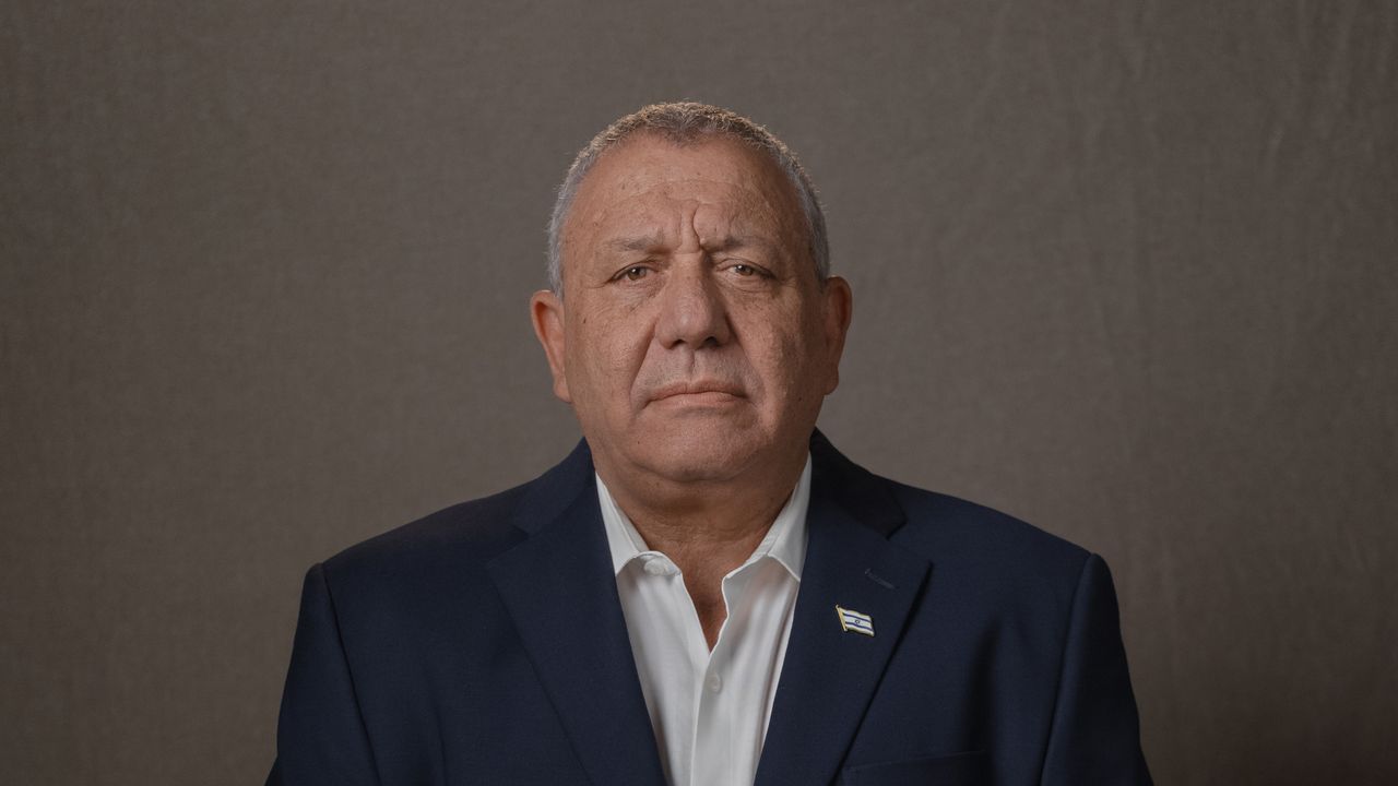 Cómo el máximo general de Netanyahu se convirtió en su mayor rival