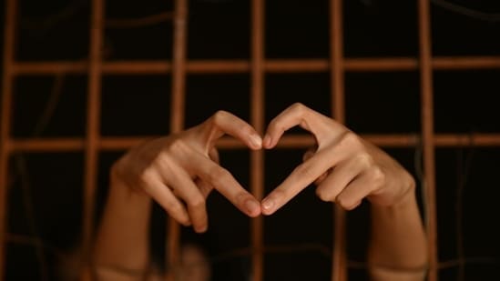 ¿Quién es Nadia Horn? Maestro de Eau Claire’s North High School arrestado en caso de agresión sexual infantil