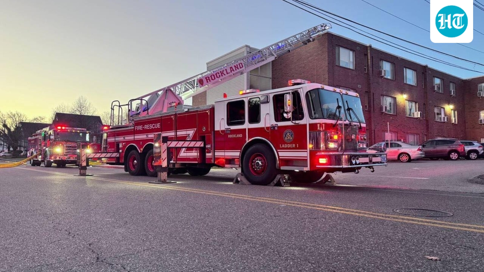 Incendio Rockland: incendio masivo en el hogar de ancianos y rehabilitación de Webster Park; Las evacuaciones están en marcha mientras varias unidades responden.