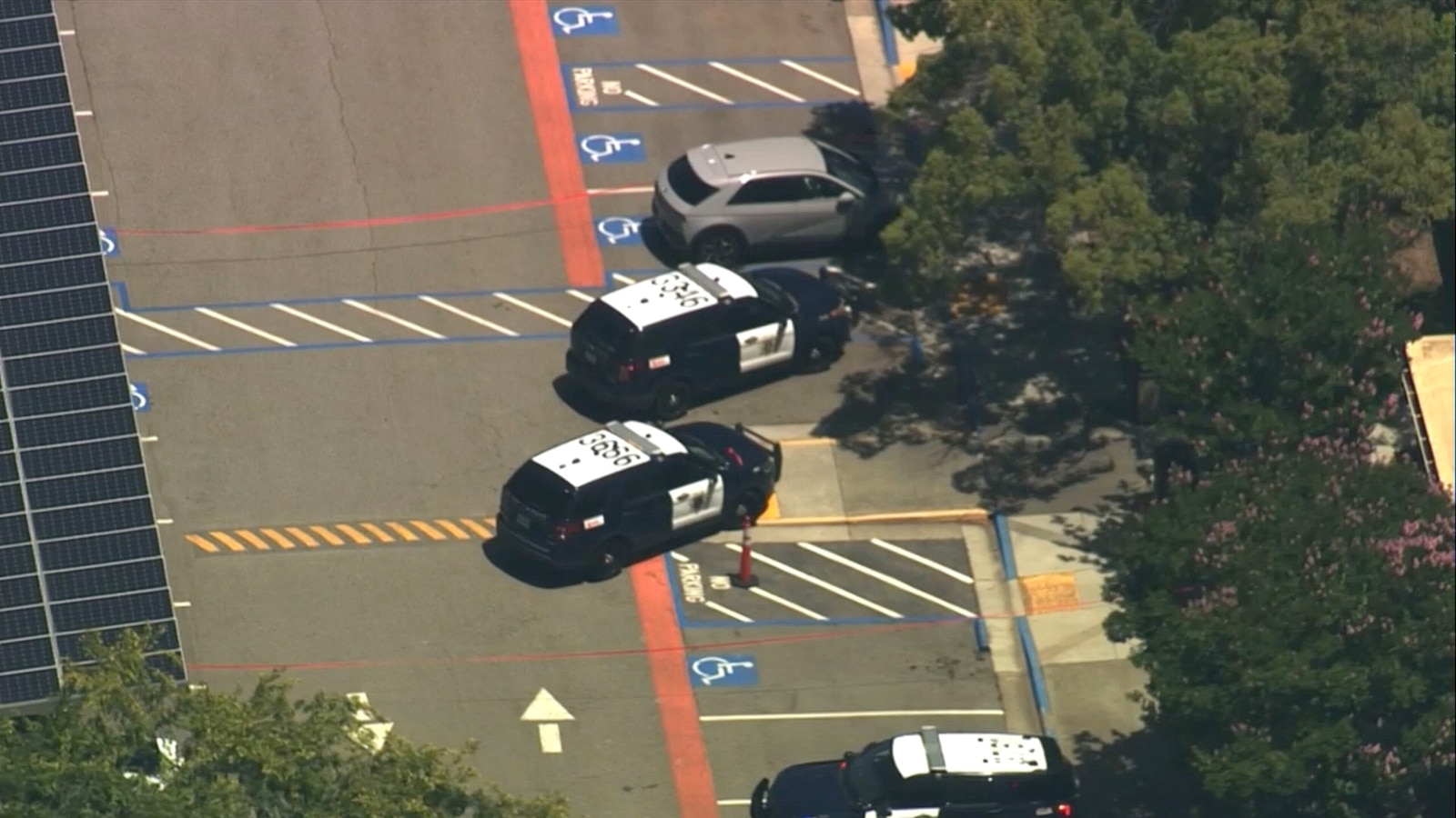 2 tiroteos en consultorios médicos de Kaiser en California: policía