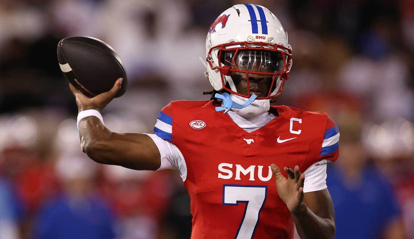 SMU nombra un nuevo centro de recuperación después del QB activo Kevin Jennings en medio de la campaña de Heisman