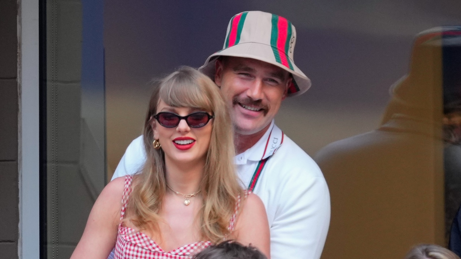 Taylor Swift pagó a la ciudad de Nueva York más de 160.000 dólares por una licencia de matrimonio, dice el alcalde