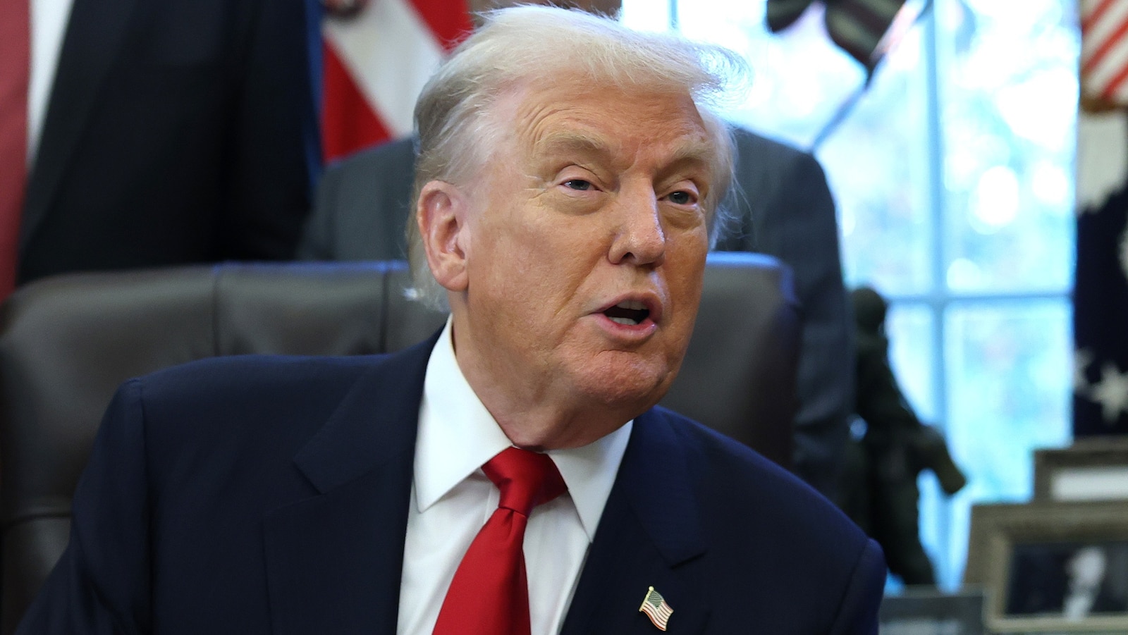 Trump se ‘comprometió’ con 2.000 dólares en dividendos arancelarios, dice la Casa Blanca