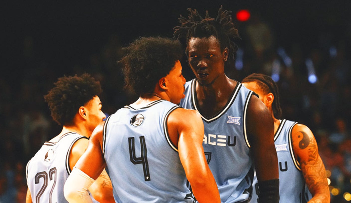 UCF sorprende al No. 11 Texas Tech detrás de grandes juegos de Themus Fulks y John Bol