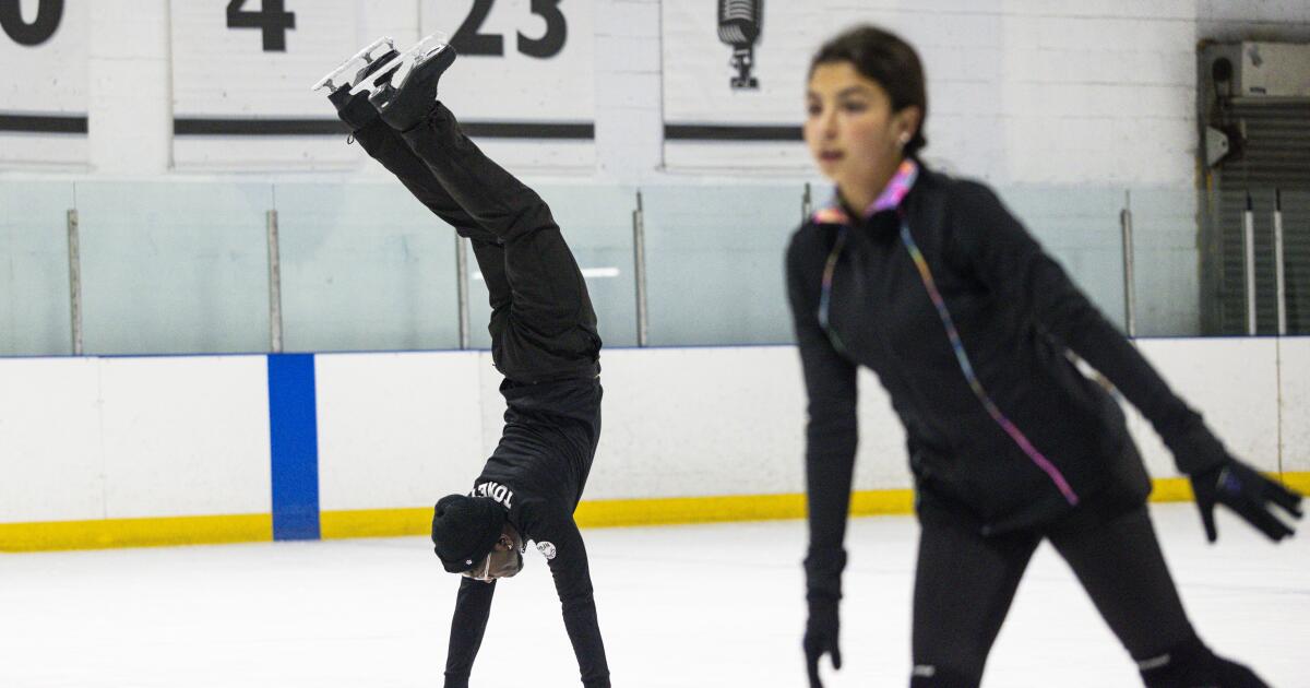 Pista de hielo de Los Ángeles será demolida; padres y jóvenes jugadores de hockey luchan para apoyarlo