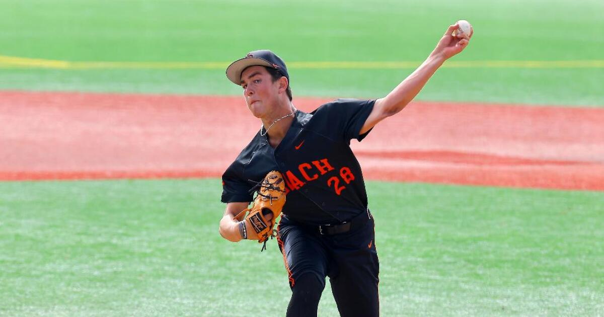 Jared Grindlinger finaliza su carrera en Huntington Beach High con un título
