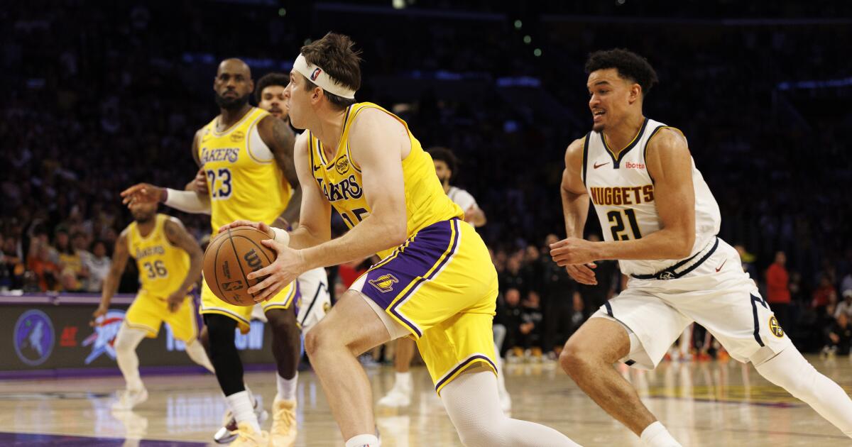 Cómo Austin Reaves anotó un tiro libre fallido perfectamente para los Lakers