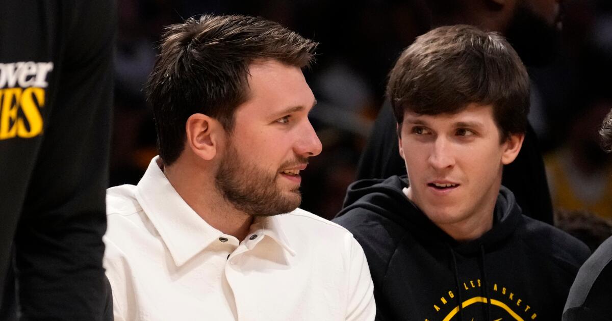 Cómo Luka Doncic sigue dando a los Lakers un gran empujón hacia los playoffs