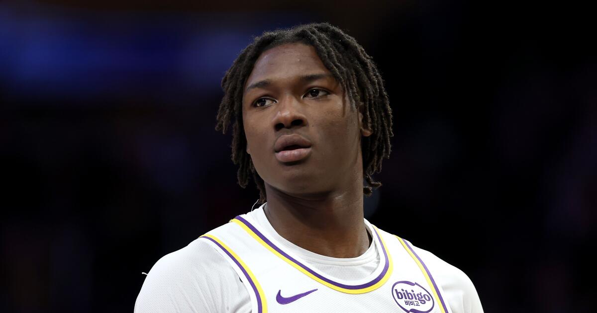 Adou Thiero lleva a los Lakers a la victoria en la Liga de Verano de Las Vegas sobre el Thunder