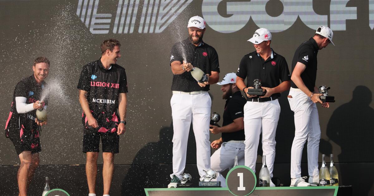 LIV Golf rompe lazos con el PIF saudita y anuncia planes para mantenerse a flote