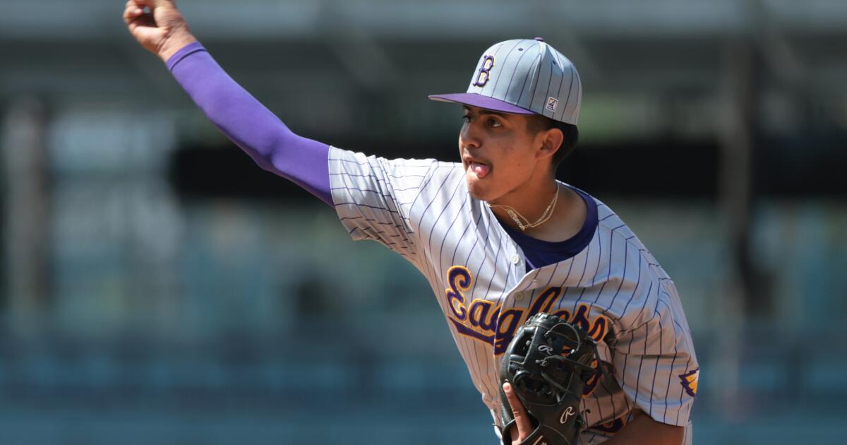 Discusión preparatoria: el equipo de béisbol Bell avanza con récord de 8-1
