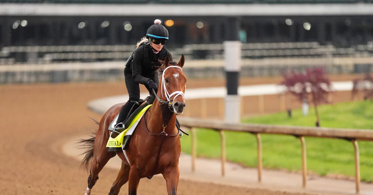 urlhttps3A2F2Fcalifornia-times-brightspot.s3.amazonaws.com2F452Fc12F00d1d98d4b9093e056e21fd166ea2Fkentucky-derby-horse-racing-73-58.jpg