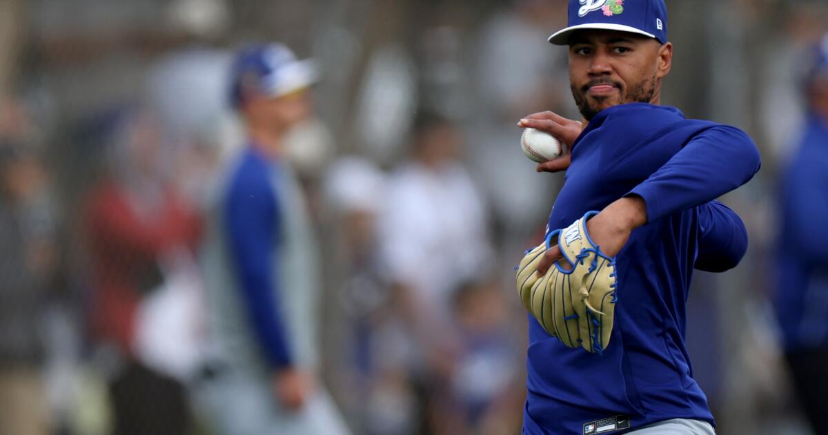 Por qué el entrenamiento de primavera de Mookie Betts no se parece a ninguno que haya tenido con los Dodgers