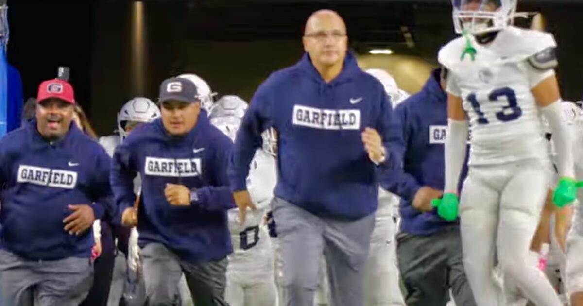 Lorenzo Hernández nombrado entrenador de fútbol de Whittier High
