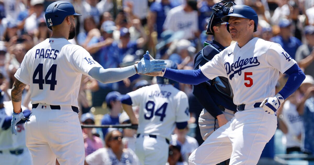 El jonrón de dos carreras de Freddie Freeman ayuda a los Dodgers a acabar con los Rays