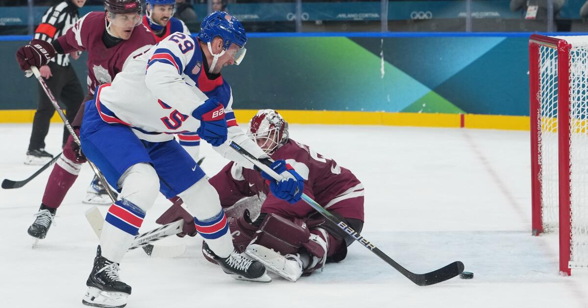 Estados Unidos derrota a Letonia en el primer partido de hockey de los Juegos Olímpicos