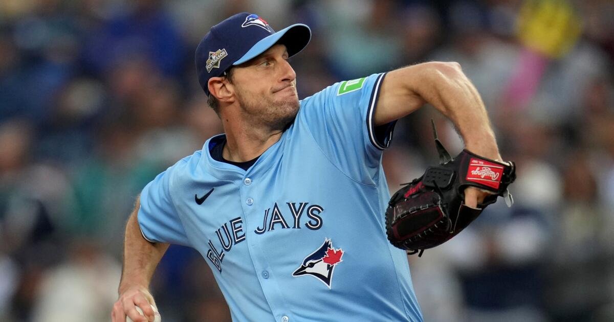 urlhttps3A2F2Fcalifornia-times-brightspot.s3.amazonaws.com2Fa12F272F415062054312b046871ce583f1be2Falcs-blue-jays-mariners-baseball-13149.jpg