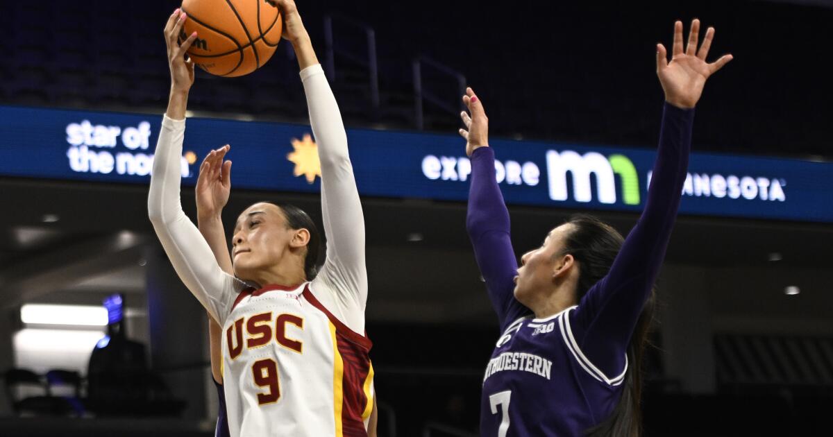 Jazzy Davidson ayuda a la USC a salir de un hoyo inicial y ganar su quinto título consecutivo