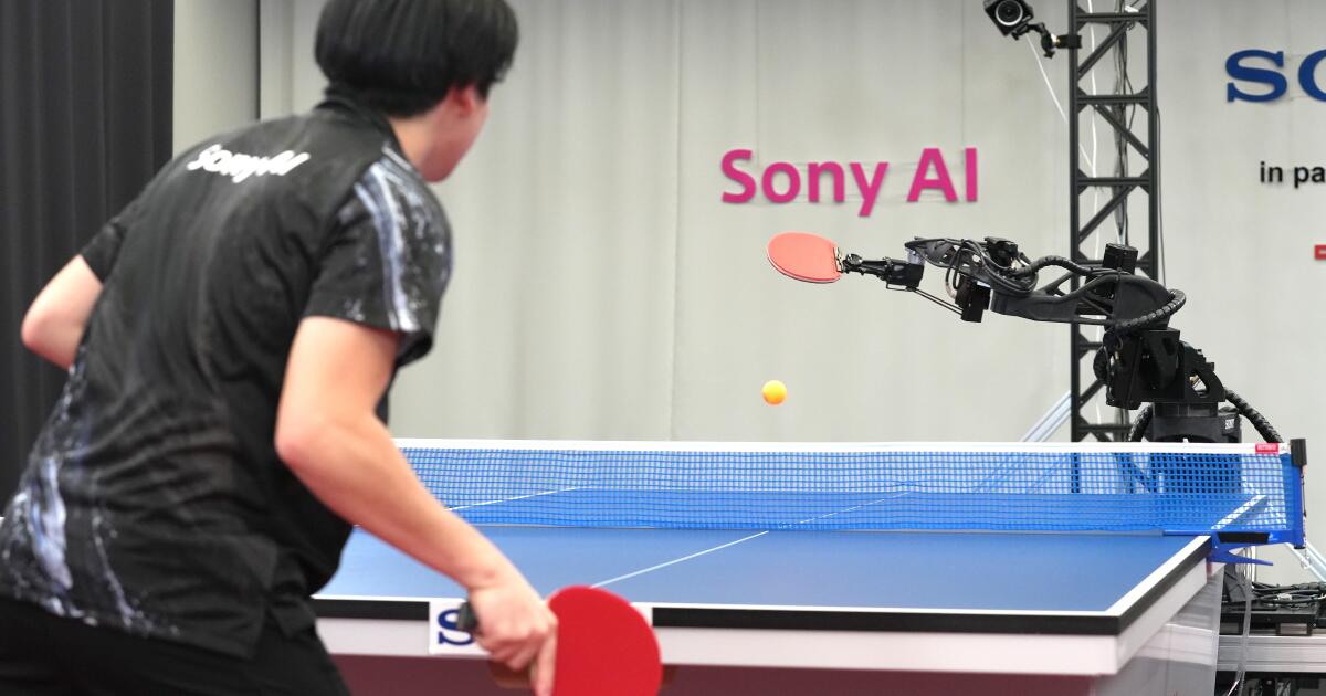 ¿Será el béisbol el siguiente? Un robot de ping pong supera a los humanos de élite en un hito en IA