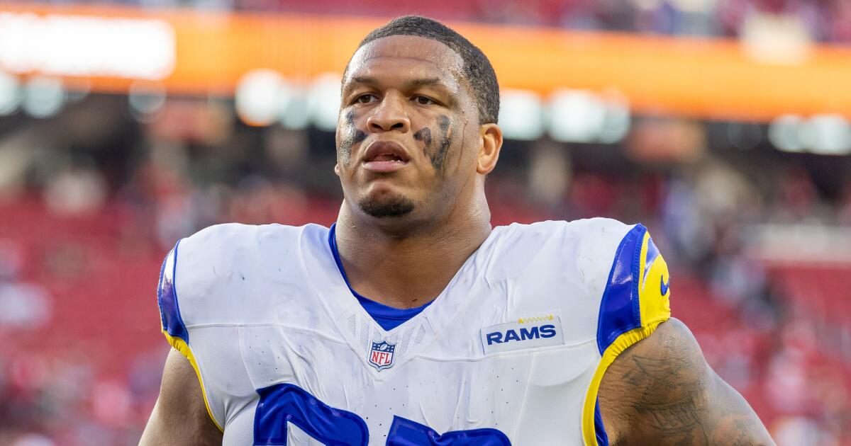 Alaric Jackson de los Rams enfrenta juicio por presunto video sexual