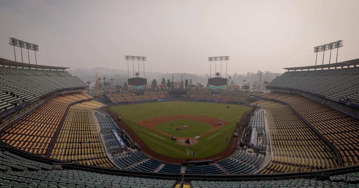 Emmet Sheehan lucha en la niebla durante la primera derrota consecutiva de los Dodgers desde mayo