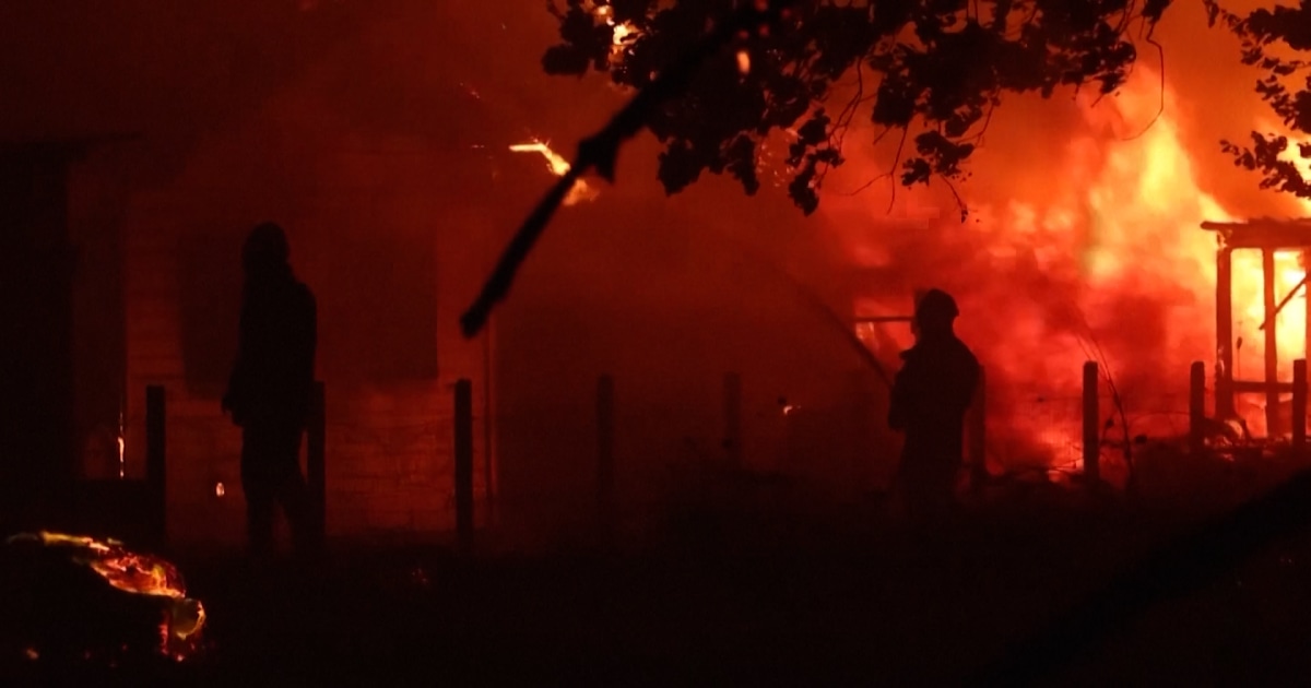 Los incendios forestales en Francia obligan a huir a más de 10.000 personas