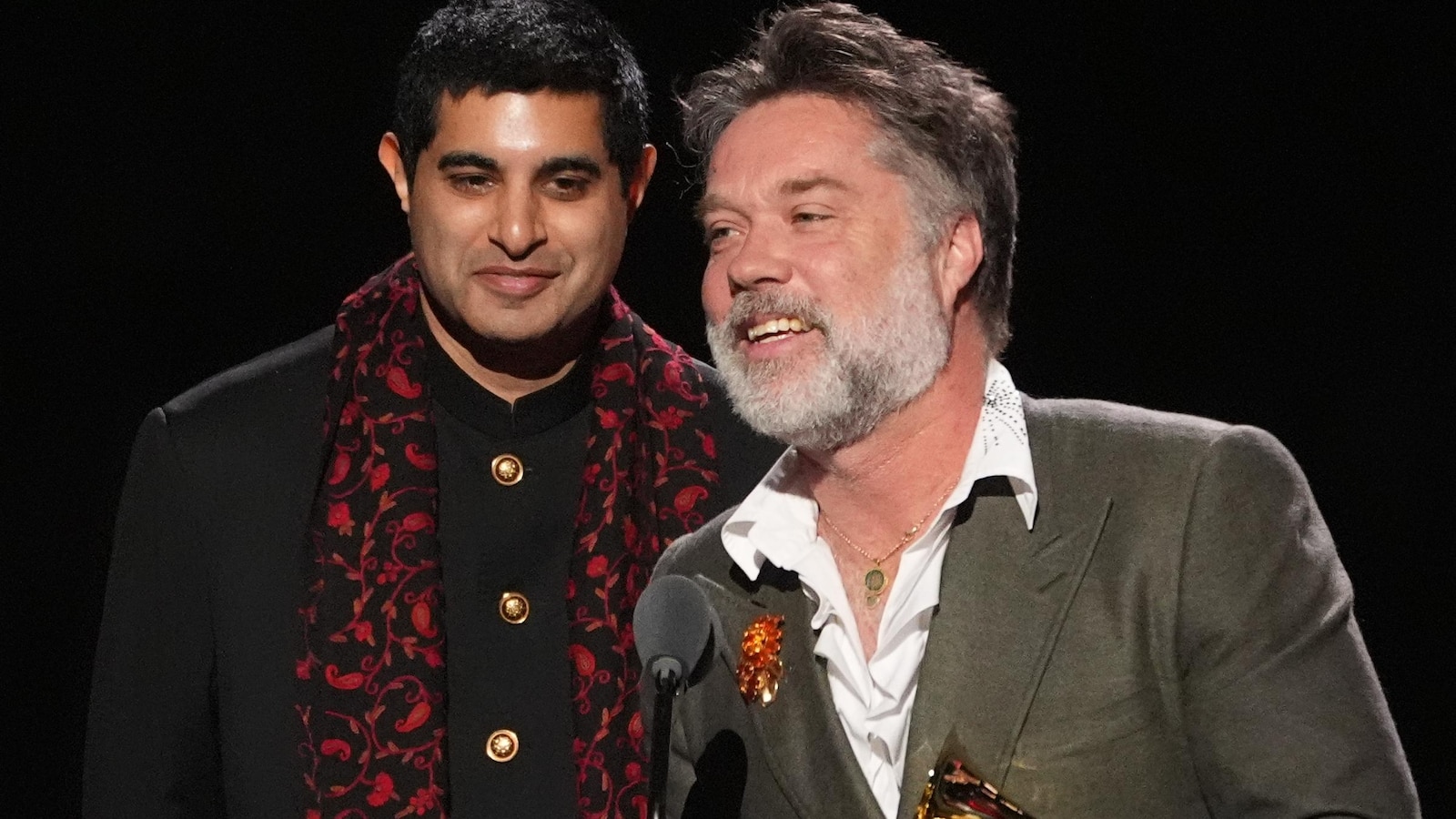 China critica decisión de otorgar Grammy al Dalai Lama