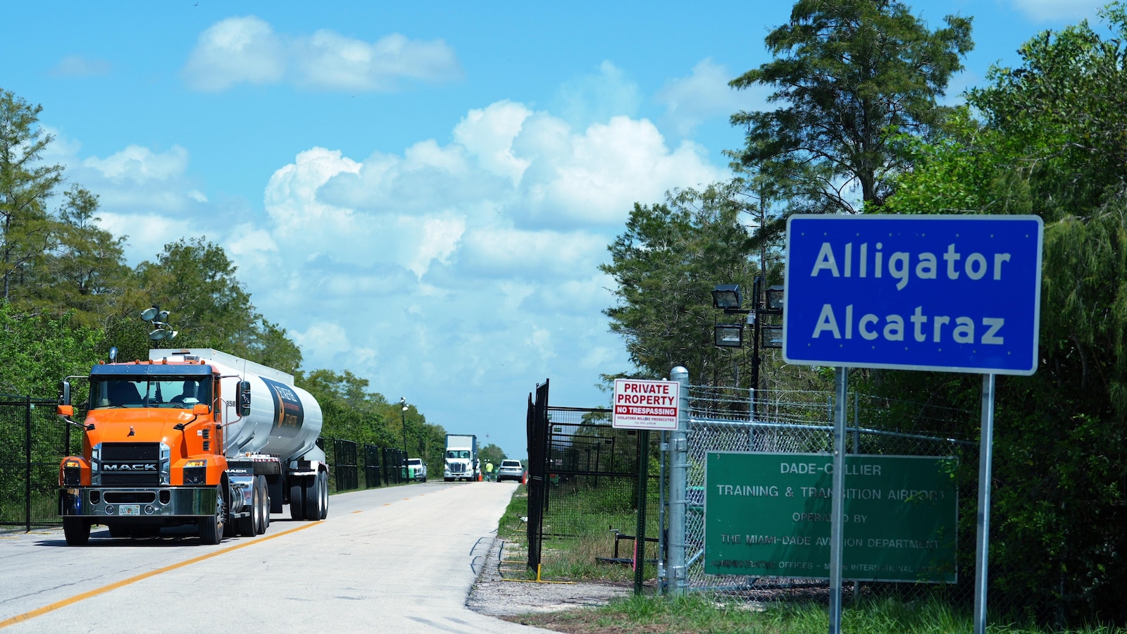 Se suponía que el centro de detención de inmigrantes Alligator Alcatraz sería temporal: DeSantis