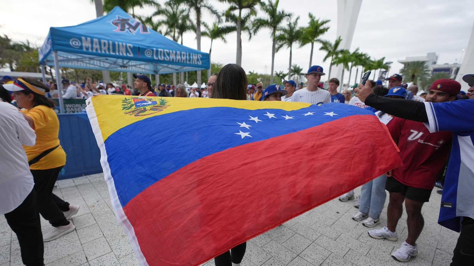 En Miami para la final del CMB, fanáticos venezolanos y estadounidenses tienen algo que celebrar