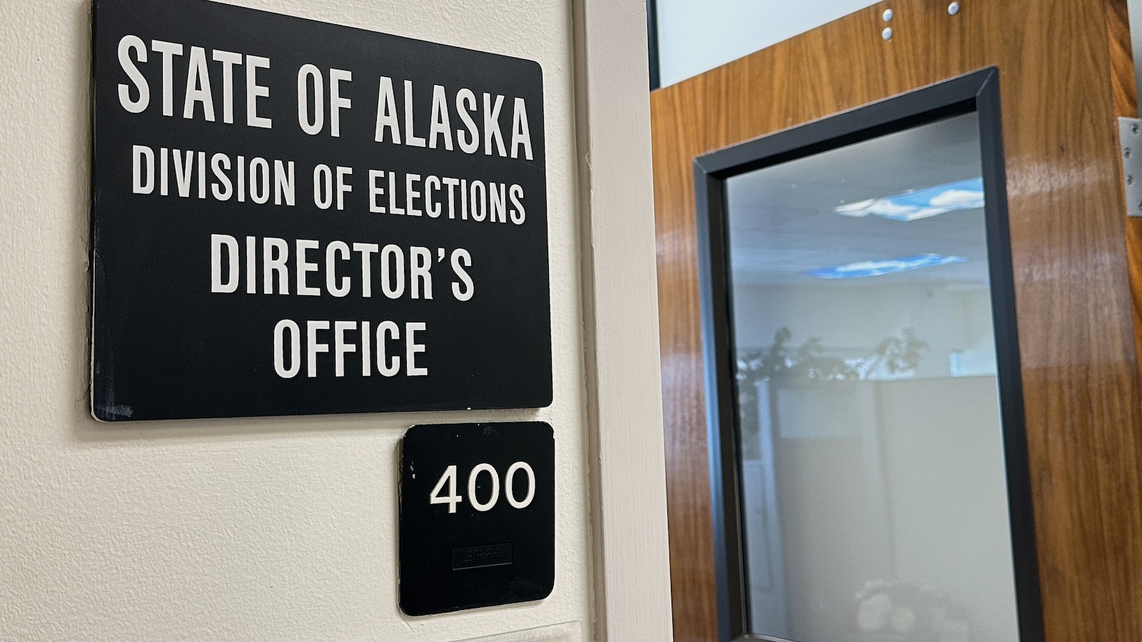 Alaska envía 3.000 cartas pidiendo a los votantes que verifiquen su ciudadanía