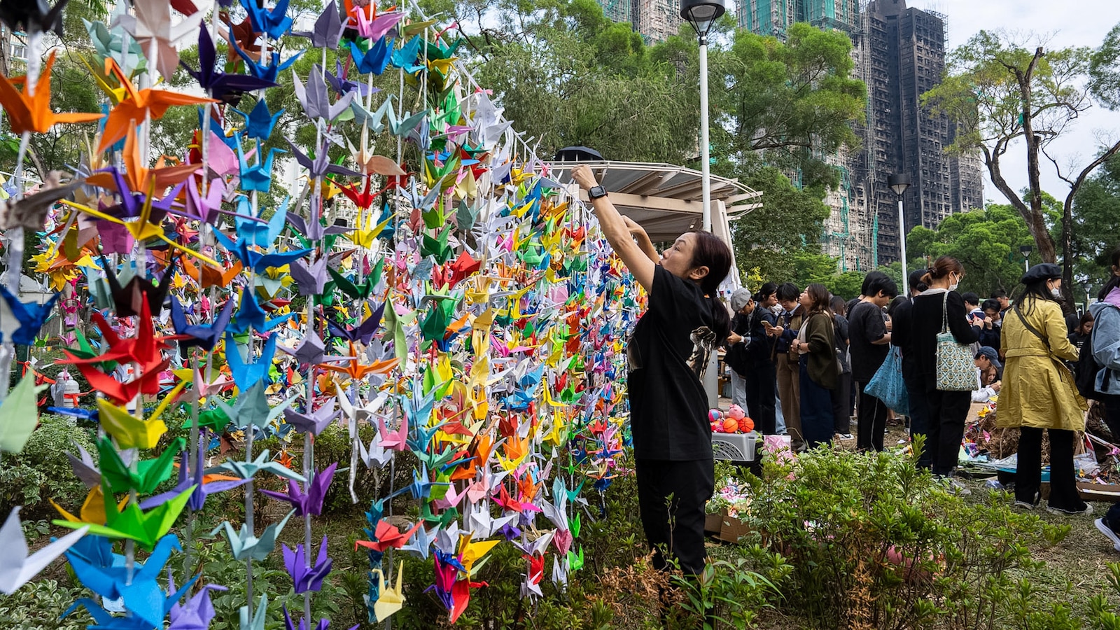 Un niño de un año se encuentra entre las 159 personas que murieron en incendios de apartamentos en Hong Kong. Otros 30 desaparecidos